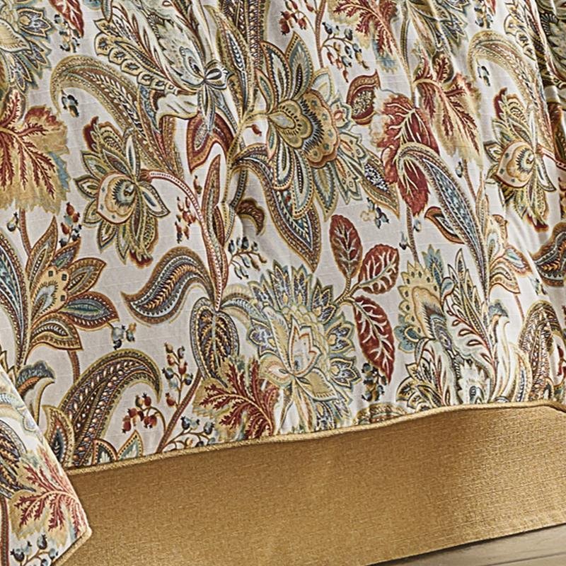August_Multi_4-Piece_Comforter_Set5_594ad439-aa09-45cb-b0d0-e2326d27f178.jpg
