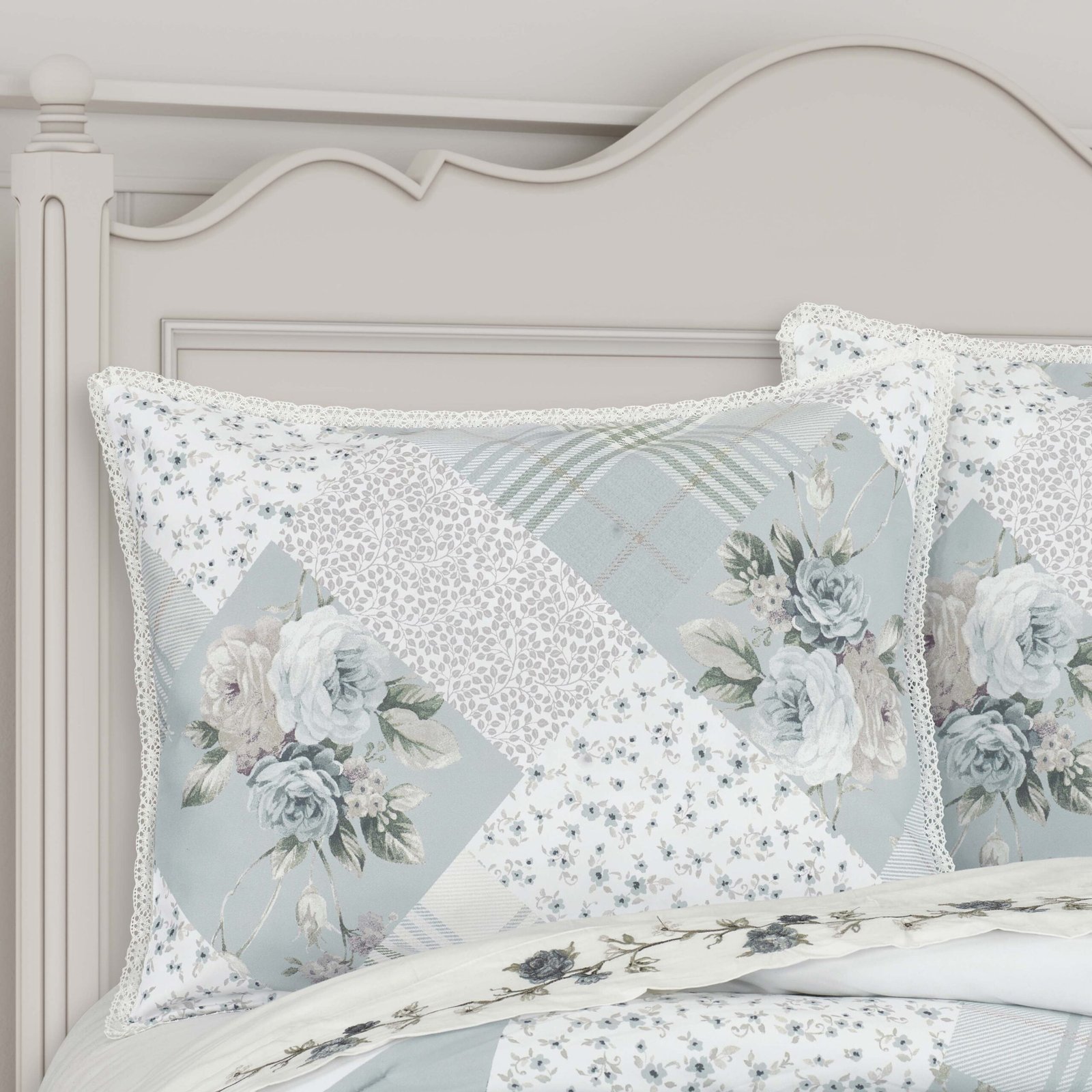 BungalowSpa4PieceComforterSet-2_ff453699-e3f9-4643-bd55-bb3f05114041.jpg